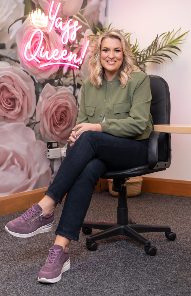 DB Shoes Sara Davies Campaign 2 DB Shoes partners with Sara Davies MBE to champion its new ‘Joyful Strides for Wider Feet’ campaign